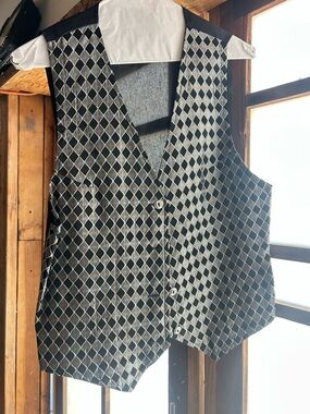 Panhandle Slim Black Vest with Silver Diamond Pattern